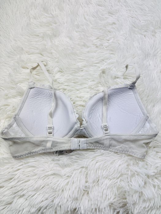 Biustonosz push-up 75A bialy Cubus