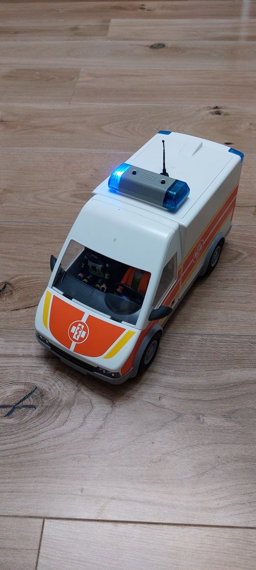 Karetka Playmobil