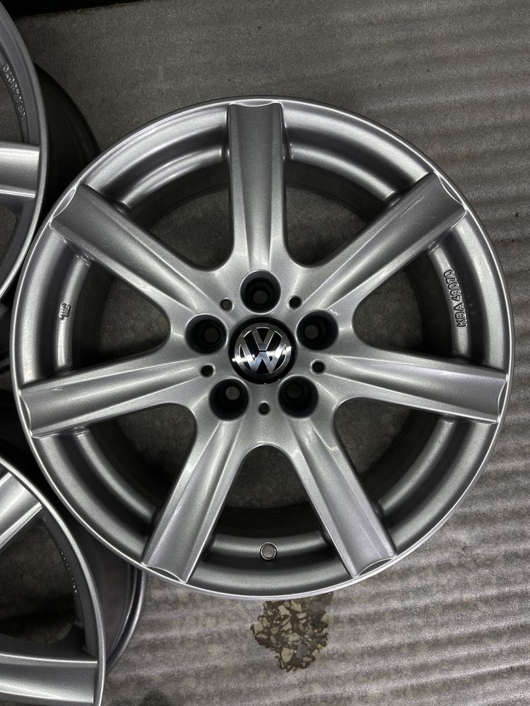 Диски R17 5x112 Et35 7.5J. VW Passat B5 B6 B7 B8 NMS Tiguan CC. Skoda
