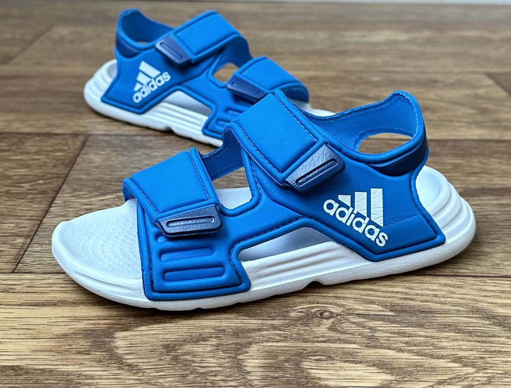 Adidas босоніжки сандалі на хлопчика 26-27 р. 16,5 см оригінал