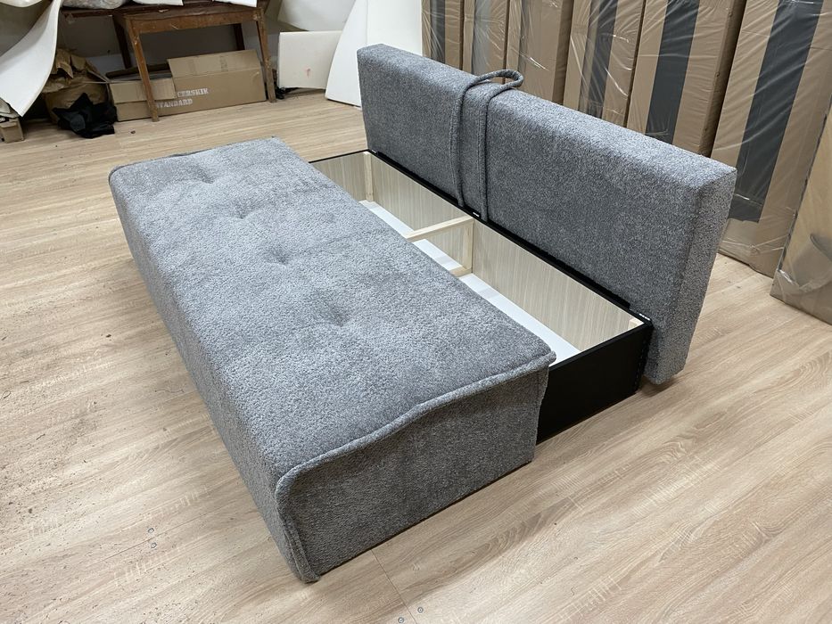 Kanapa z funkcją spania kolor szary + poduszki