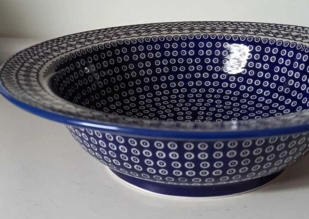 Umywalka ceramiczna z Bolesławca, ręcznie malowana