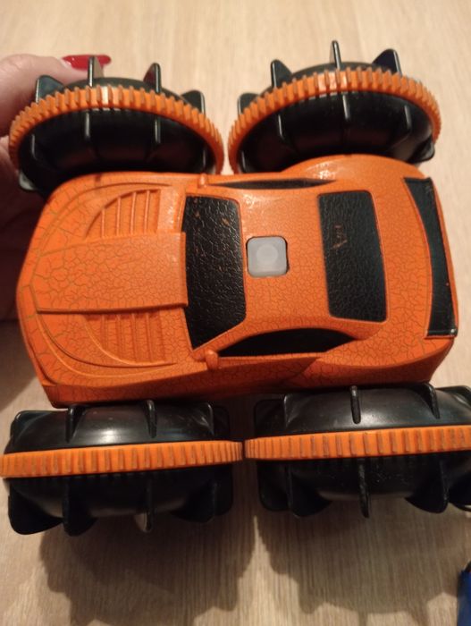 Samochód zdalnie sterowany