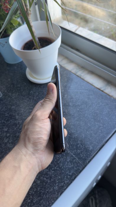 Vendo iPhone 11 Pro Max NOVO