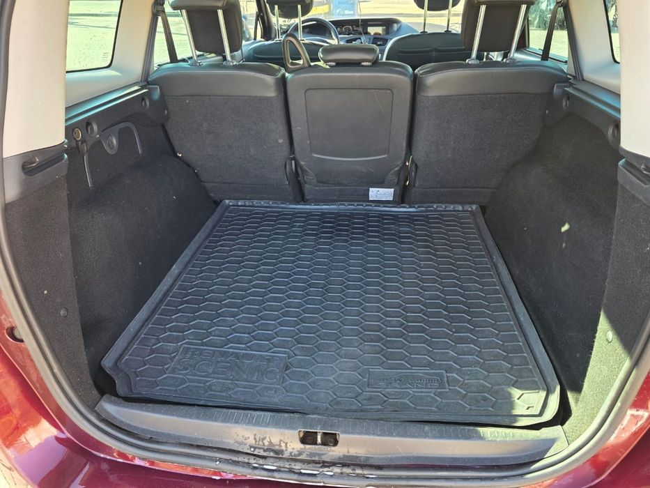 Продам Renault grand scenic 3 2013  3 2013