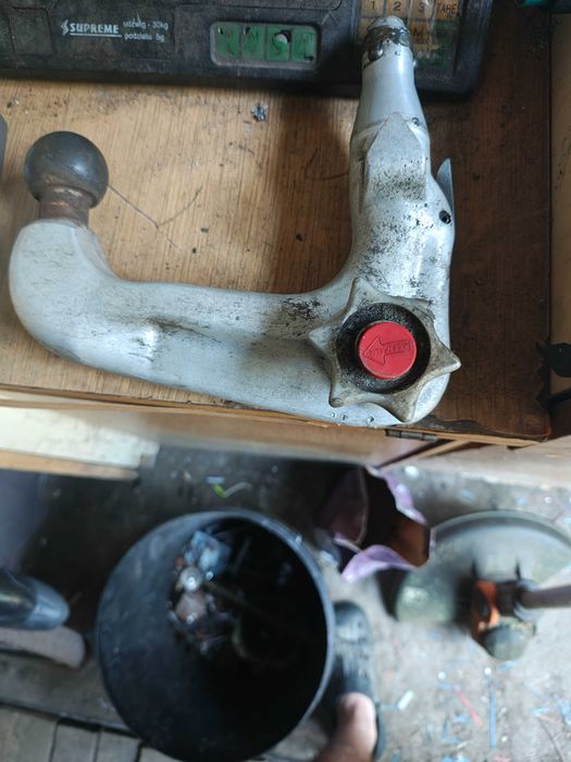 Kula haka z kluczykiem Westfalia 305 219