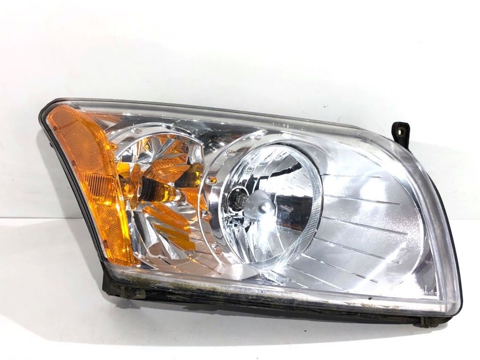 REFLEKTOR PRAWY PRZÓD - 399.00 PLN - DODGE CALIBER 2006 - 2022 1.8 110 kW [150 KM] benzyna 2006 -