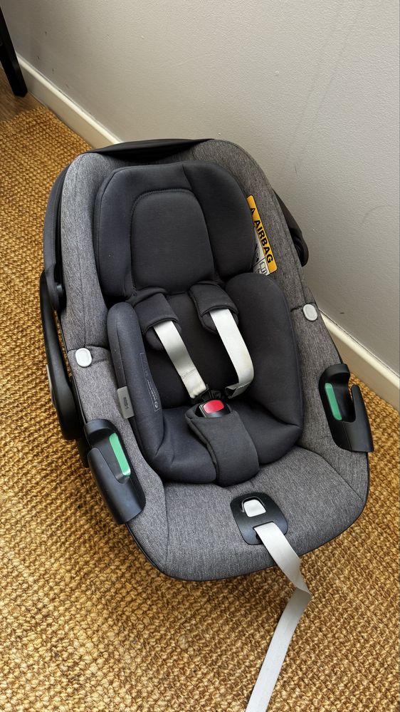 Cadeira ovo maxi cosi pebble 360