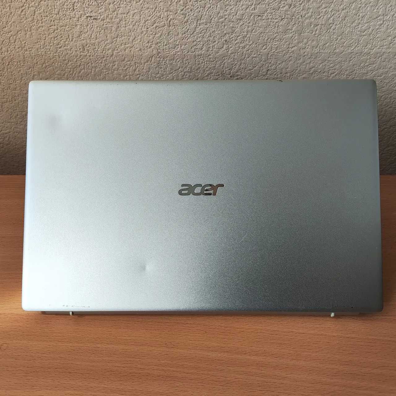 Ультрабук Acer Swift 3 14”FHD/IPS Ryzen 3 5300U/8Gb/SSD256/Vega 6
