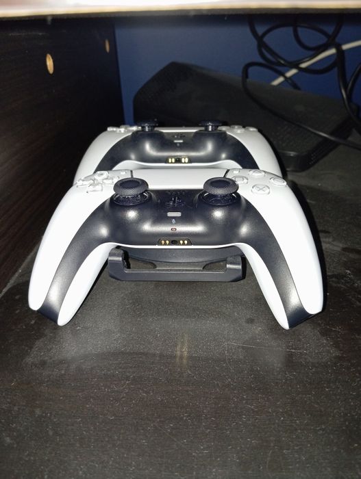 Konsola PlayStation 5, ps5 + pad, stan bardzo dobry+