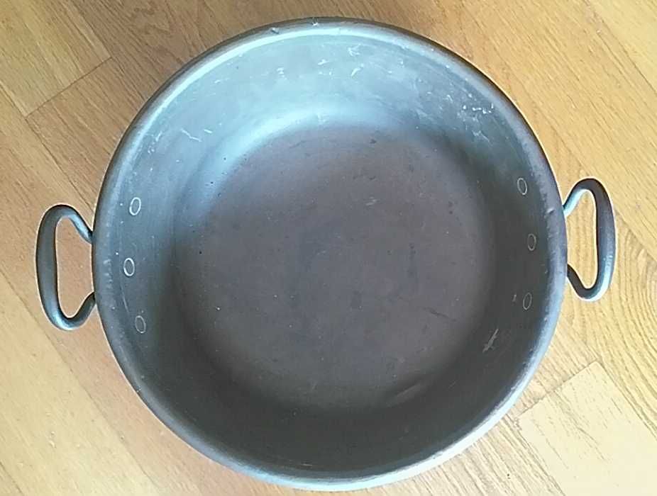 Tacho antigo em cobre