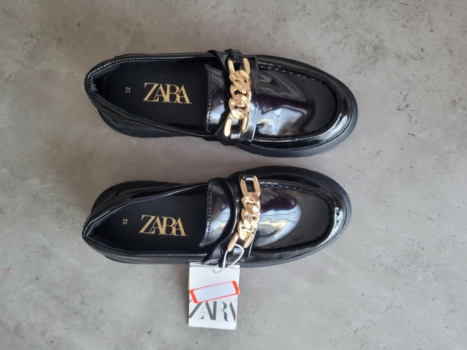 Лофери туфлі чорні лаковані zara 31 лофферы туфли чорные зара