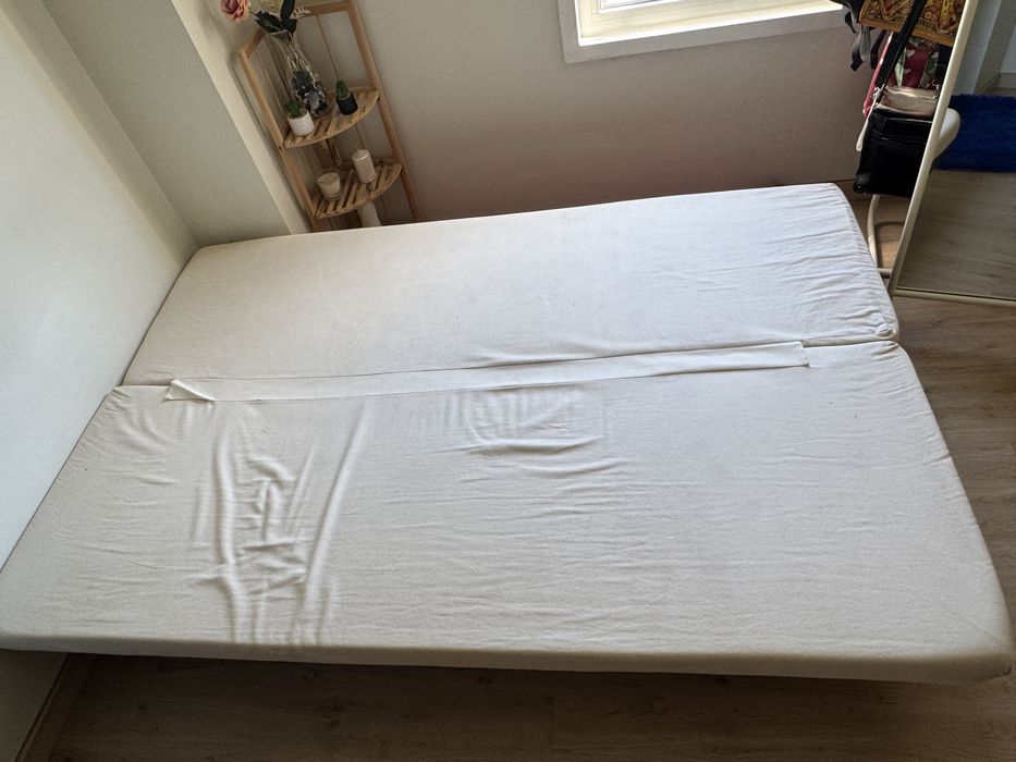 Sofa cama de 3 lugares sem capa exterior, preço negociavel