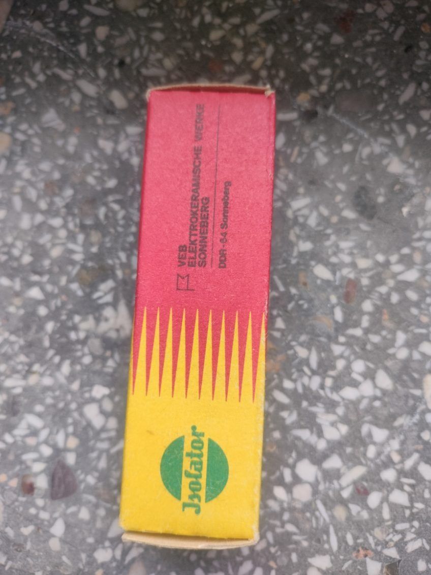 4 sztuki świece zapłonowe Isolator FM14-175/2