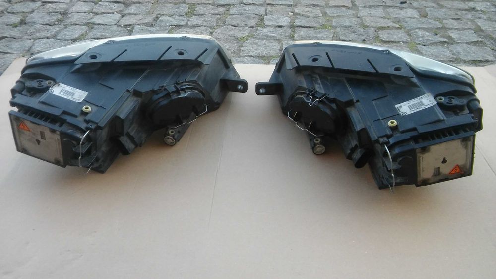 VW Passat B6,od 05r,lampy przód,XENON,Lewa+Prawa,kompletne,Valeo,orygi