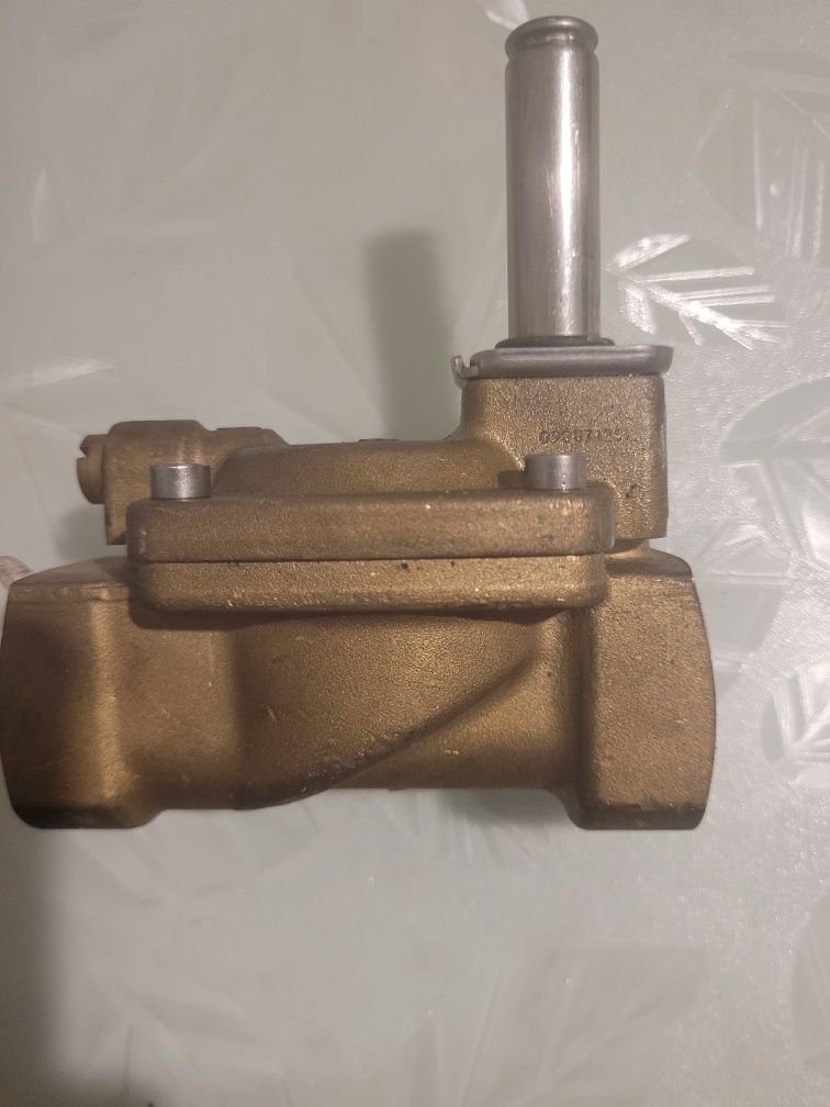 Zawór elektromagnetyczny EV220B