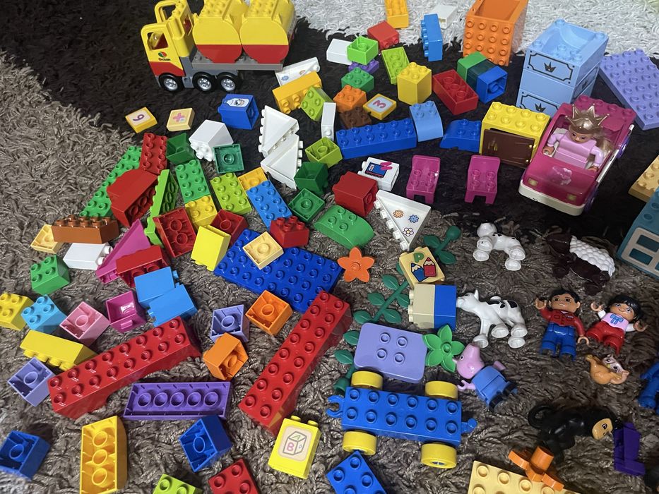 LEGO zestaw klocków z serii Duplo