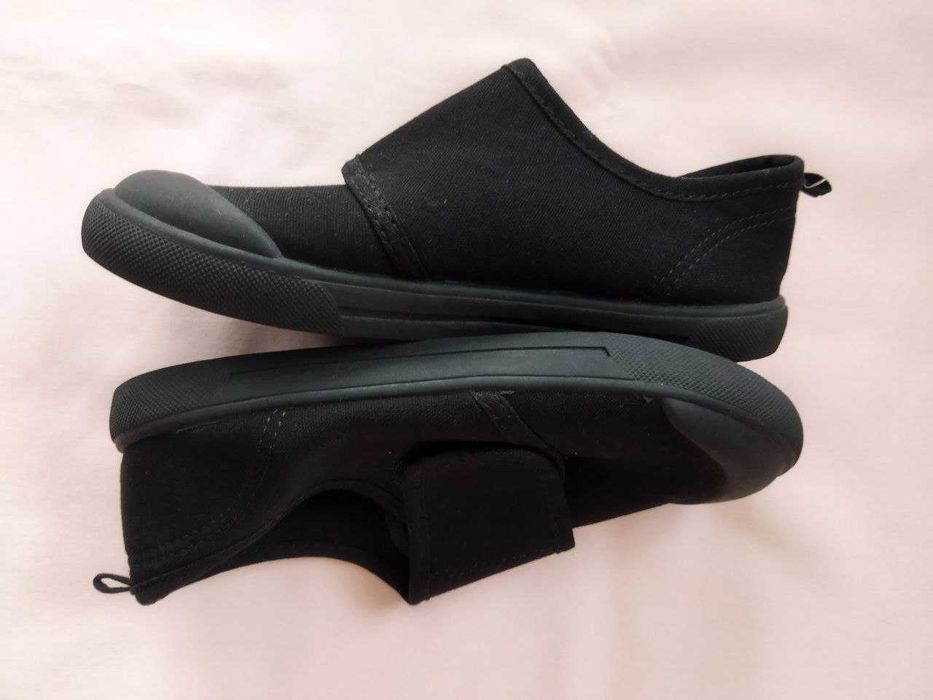 Мокасини 32р. 21см чорні кеди тапки змінне взуття тапочки на липучці