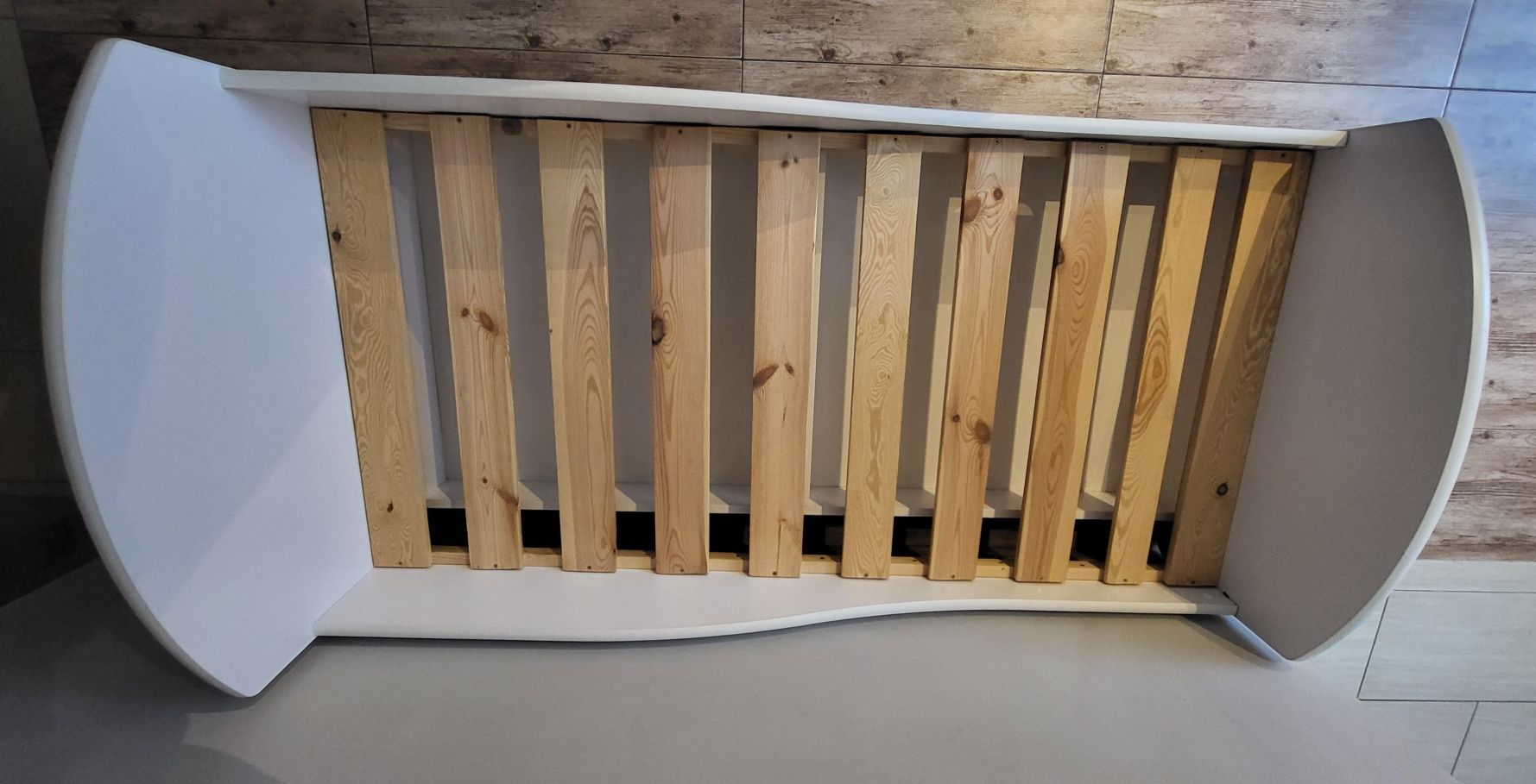 Łóżko dziecięce z materacem i stelażem 160x80