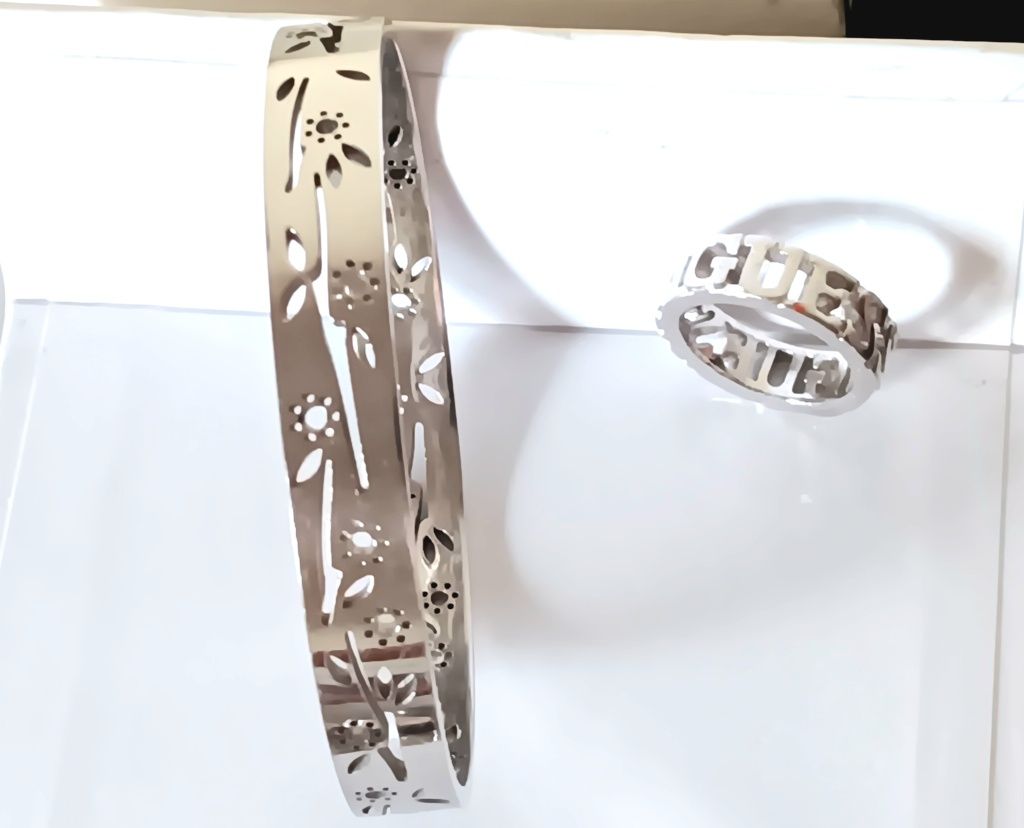 Anel guess e swatch