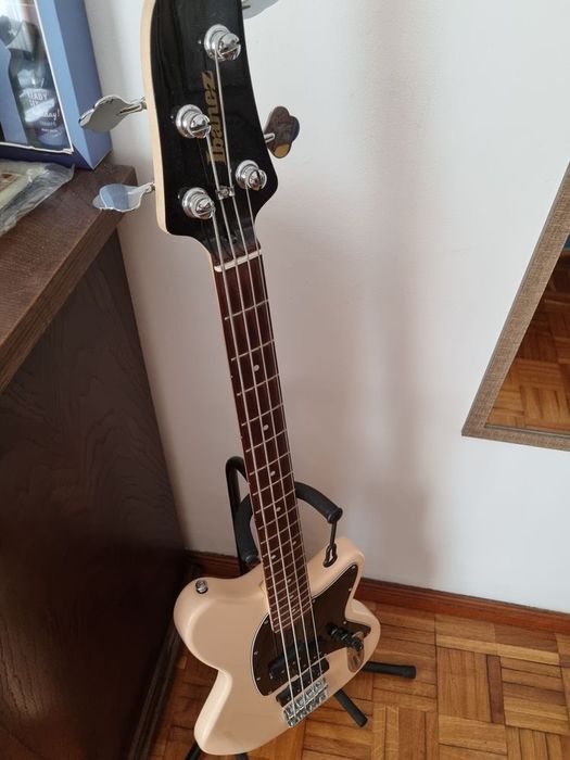 Baixo Ibanez Talman tmb30
