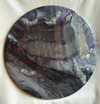 Obraz z żywicy w stylu geode z kryształkami 45cm