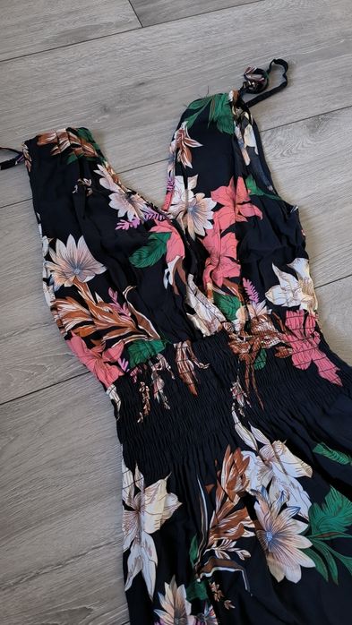 Długa sukienka damska letnia na lato na ramiączkach maxi dress kwiaty