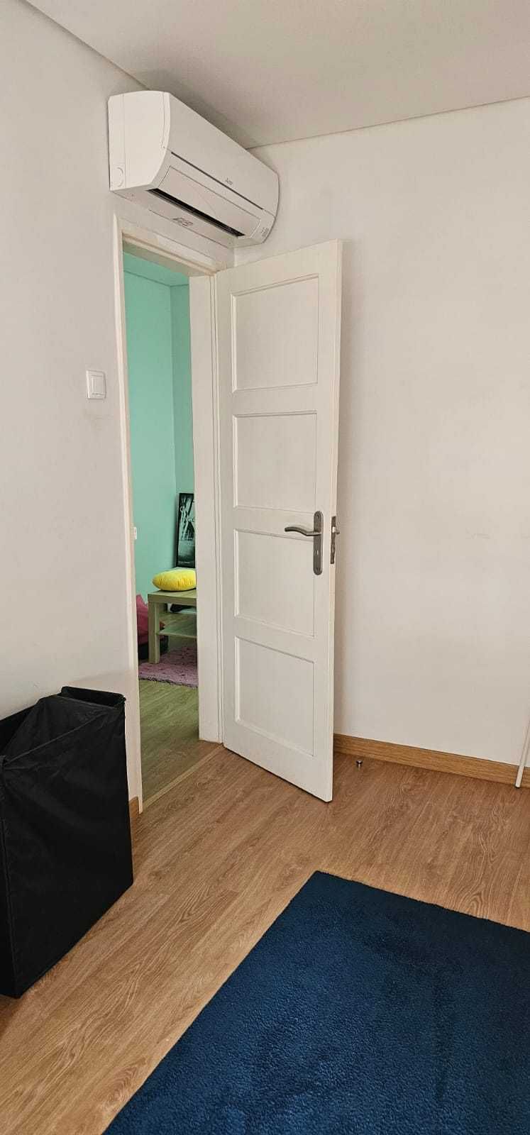 Aluguer Quarto a estudante (feminino) - Alto Santo Amaro - Lisboa