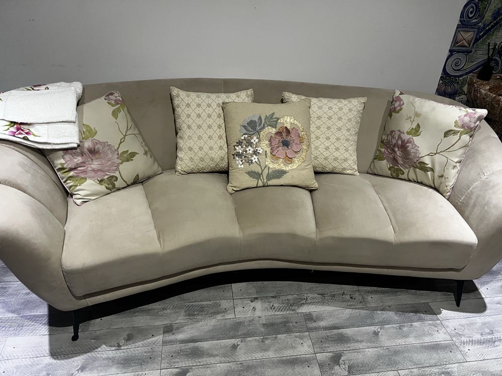 Sofa em curva Novo