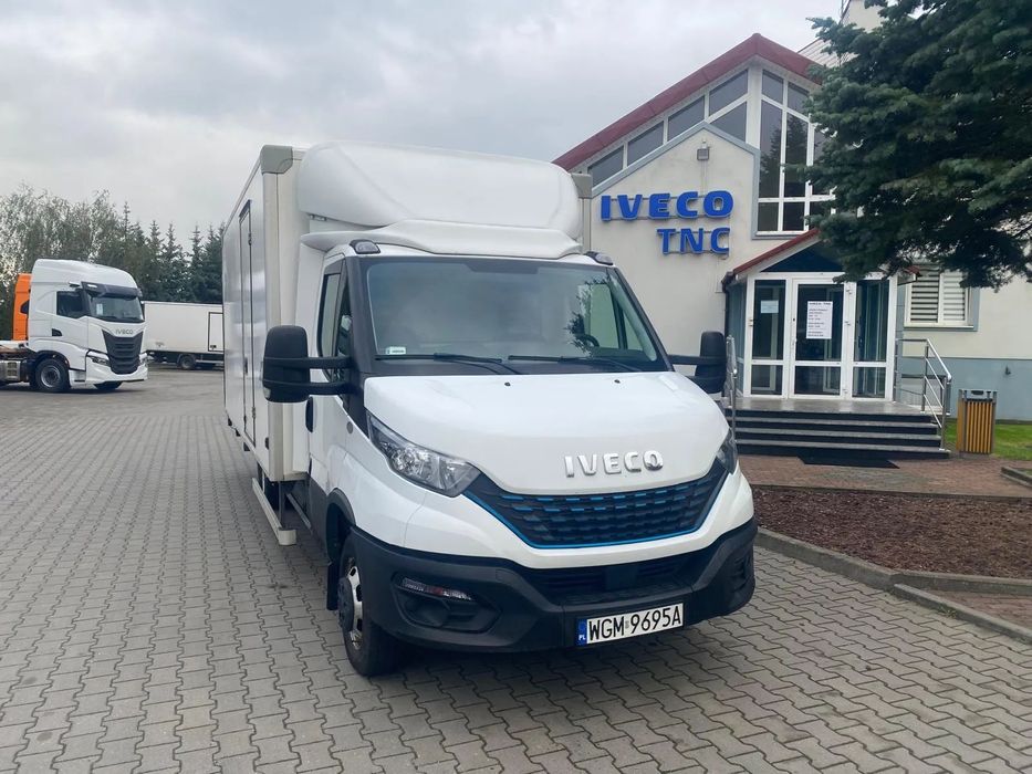 Iveco DAILY 35C14NA8 * Kontener + winda* Gaz LPG  DAILY 35C14NA8 * Kontener + winda* benzyna + CNG