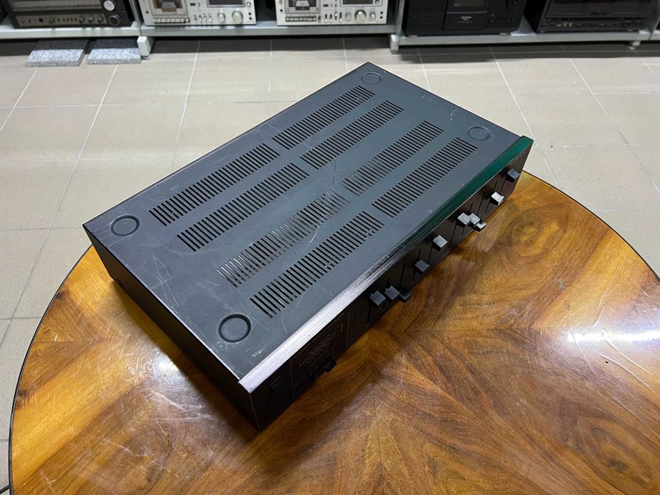 Korektor graficzny Crown Japan, Equalizer, Audio Room