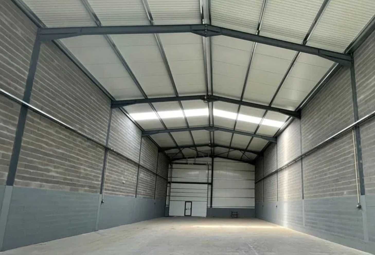 Pavilhão industrial, 300m2 Lousada