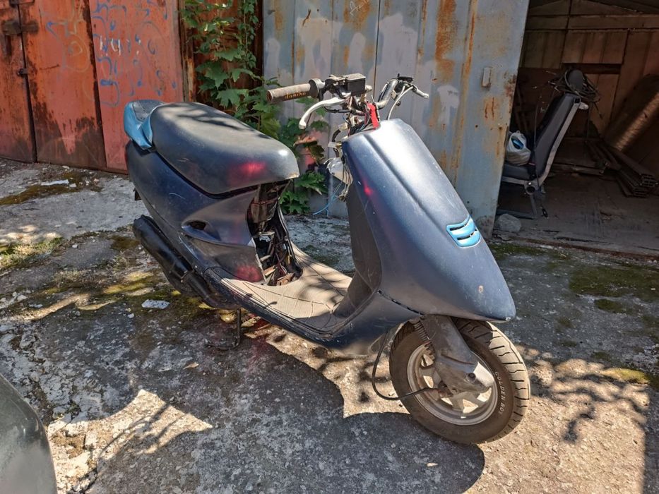 Продам мопед aprillia amico