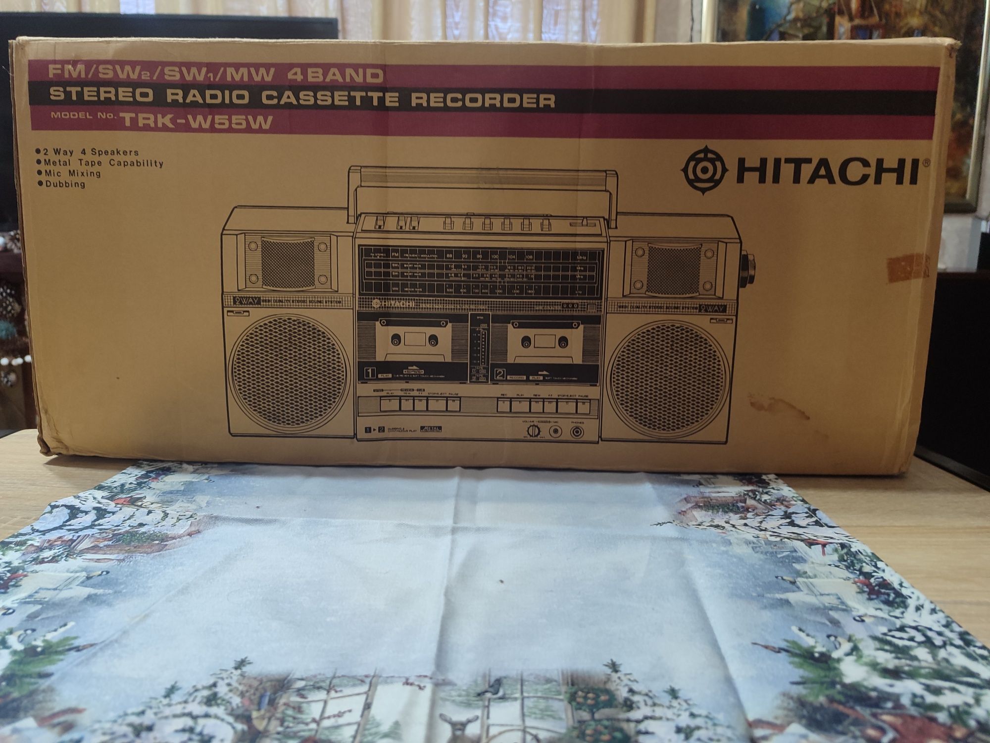 Коробочна Манґгнітола Hitachi TRK W55W