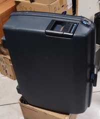 Duża plastikowa walizka Samsonite