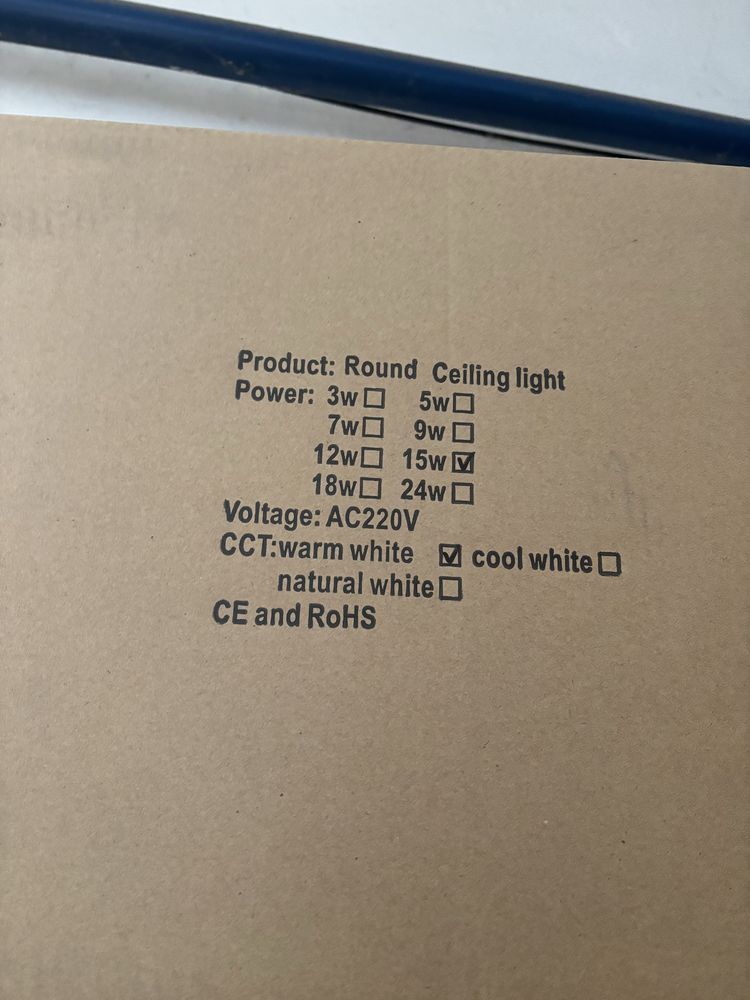 Hurtowa sprzedaż paneli, lamp, świetlówek sufitowych LED
