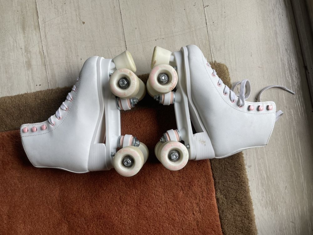 Patins brancos de 4 rodas Oxelo