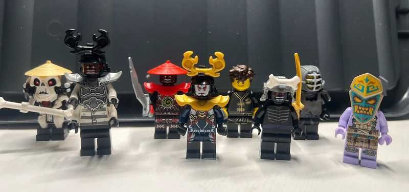 LEGO Ninjago - Zestaw Minifigurek