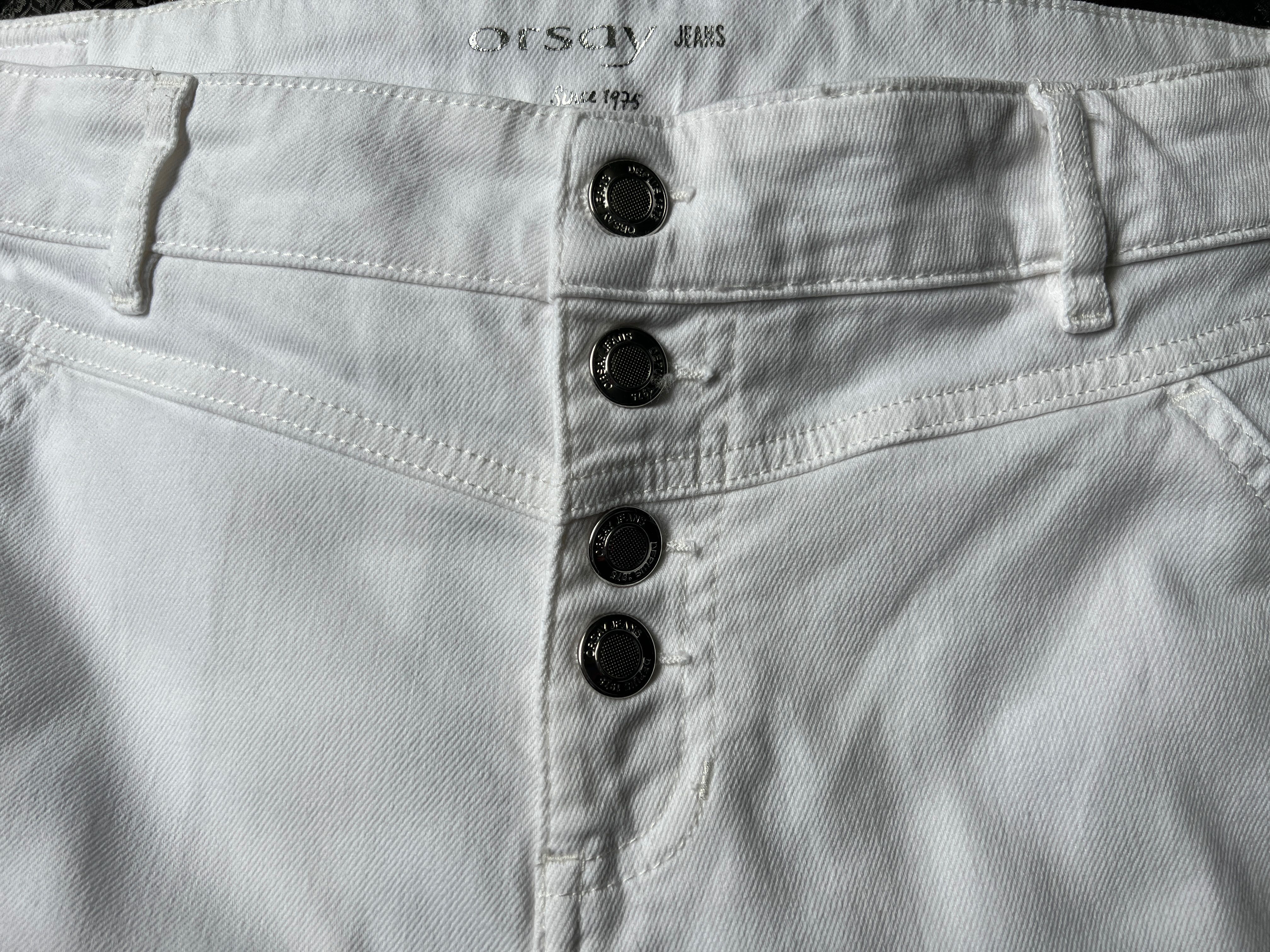 Białe  damskie jeansy rozmiar 42