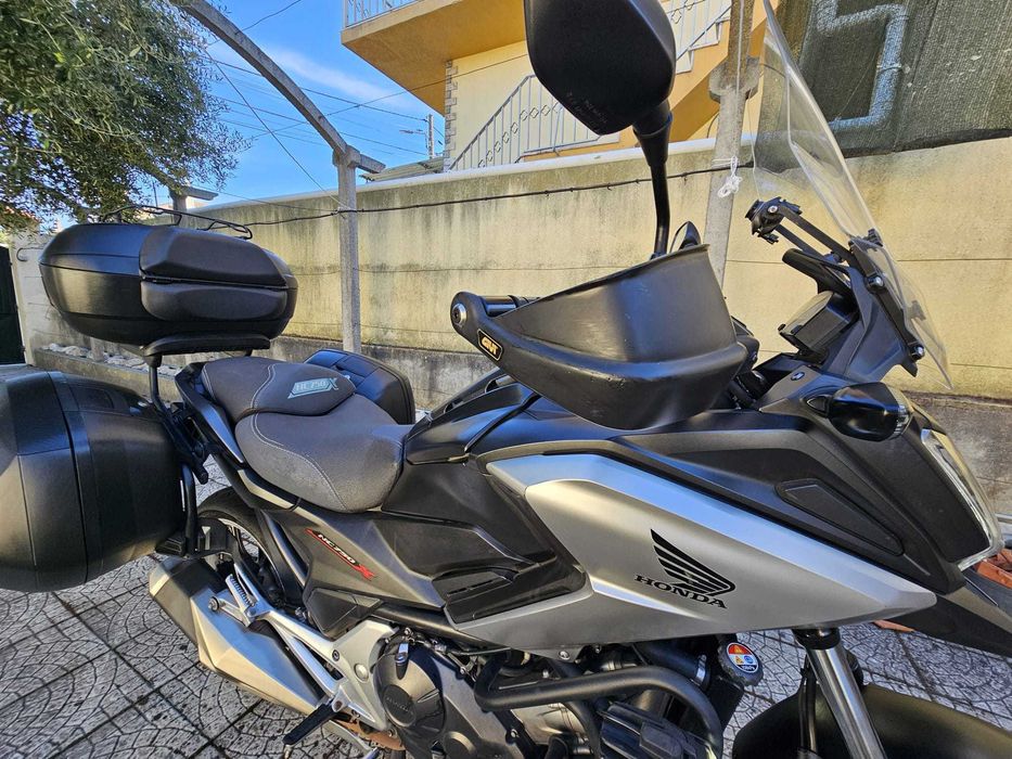 Honda NC 750X - Excelentes condições