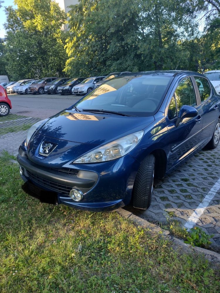 Peugeot 207 1.4 benzyna