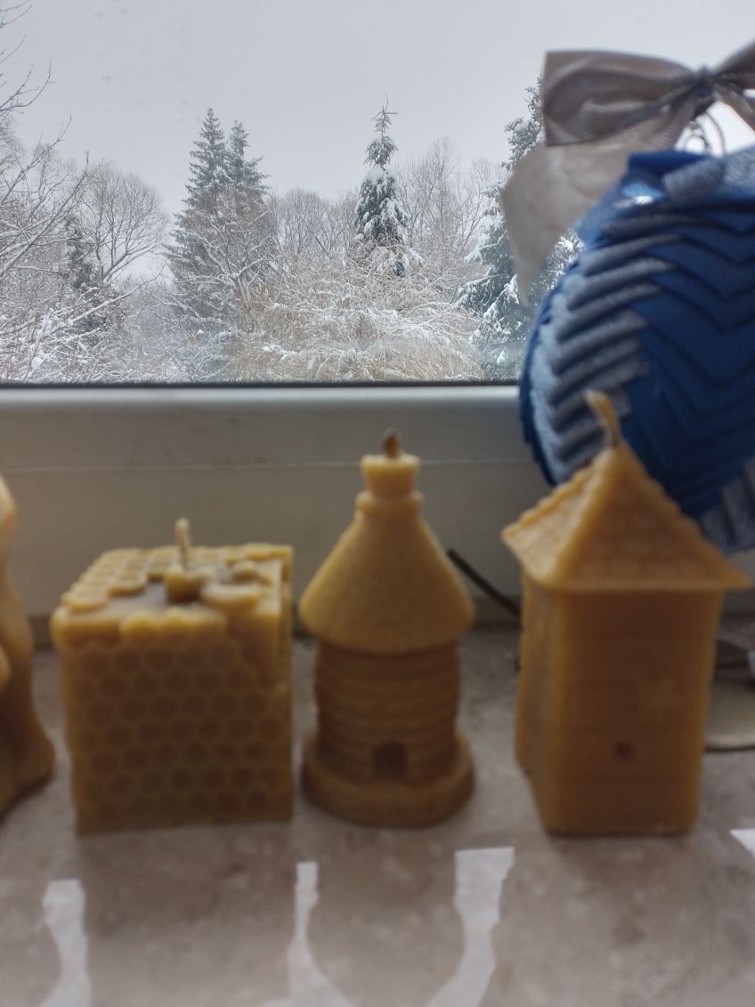 Świece handmade z wosku pszczelego, kit pszczeli, propolis Bieszczady