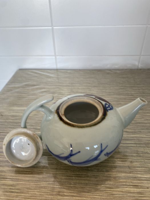 Bule de porcelana chinesa antigo