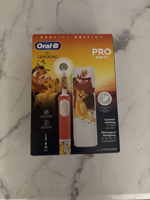 Oral-B PRO Kids 3+ Lion King – elektryczna szczoteczka dla dzieci