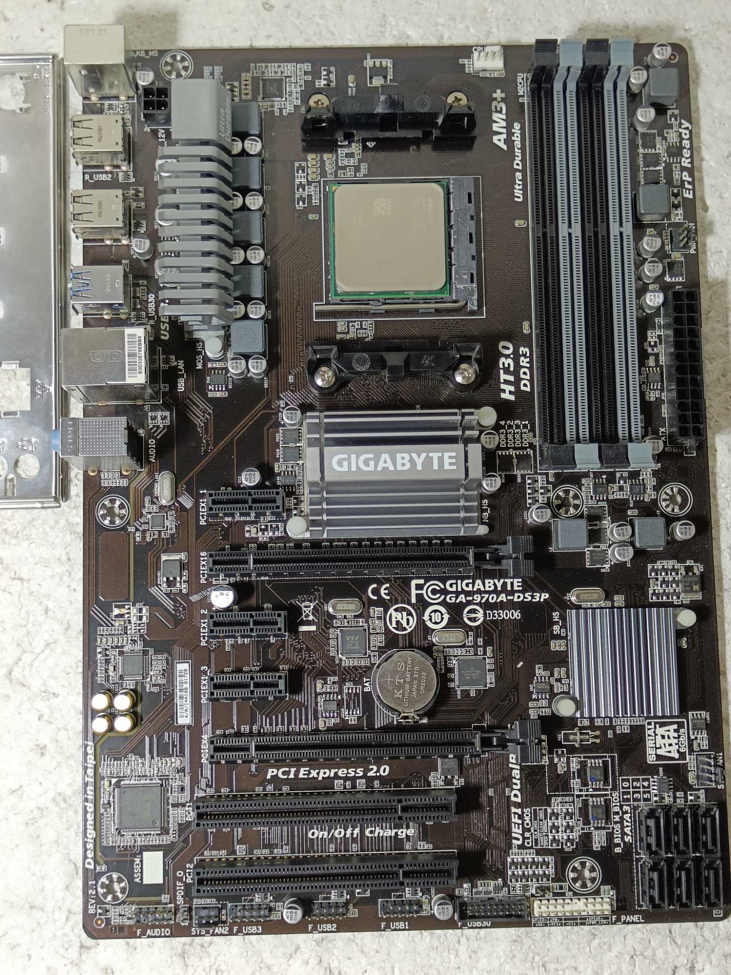 КОМПЛЕКТ Материнк AMD Gigabyte GA-970A-DS3P + проц FX8300 8 ядер sAM3+