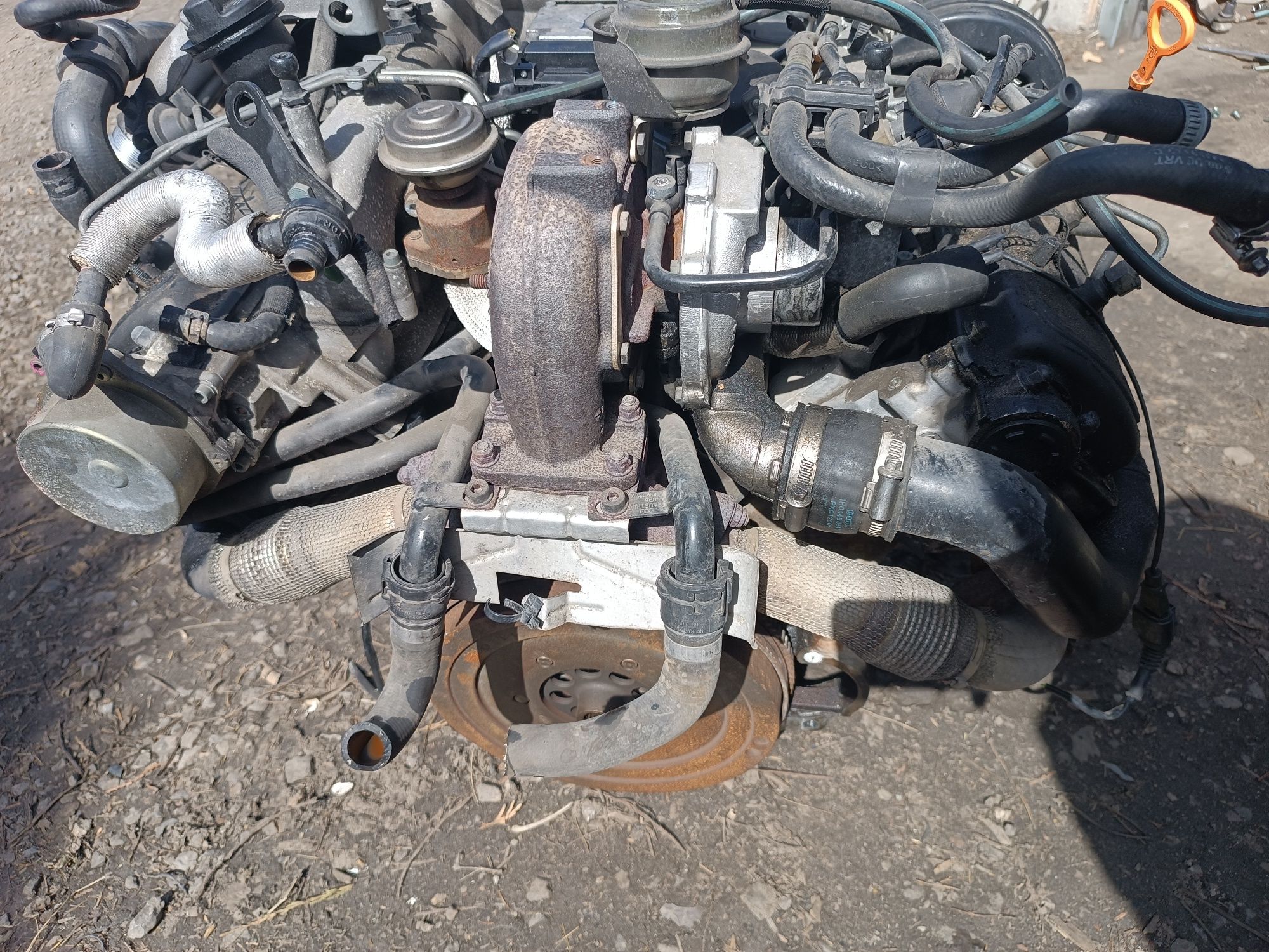 Silnik AYM audi A6 C5 2.5tdi V6 163km kompletny pompa wtryski turbo