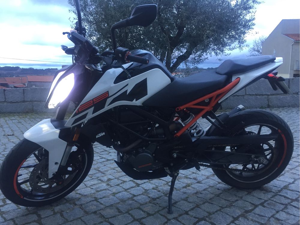 KTM Duke 125 Ano 2017