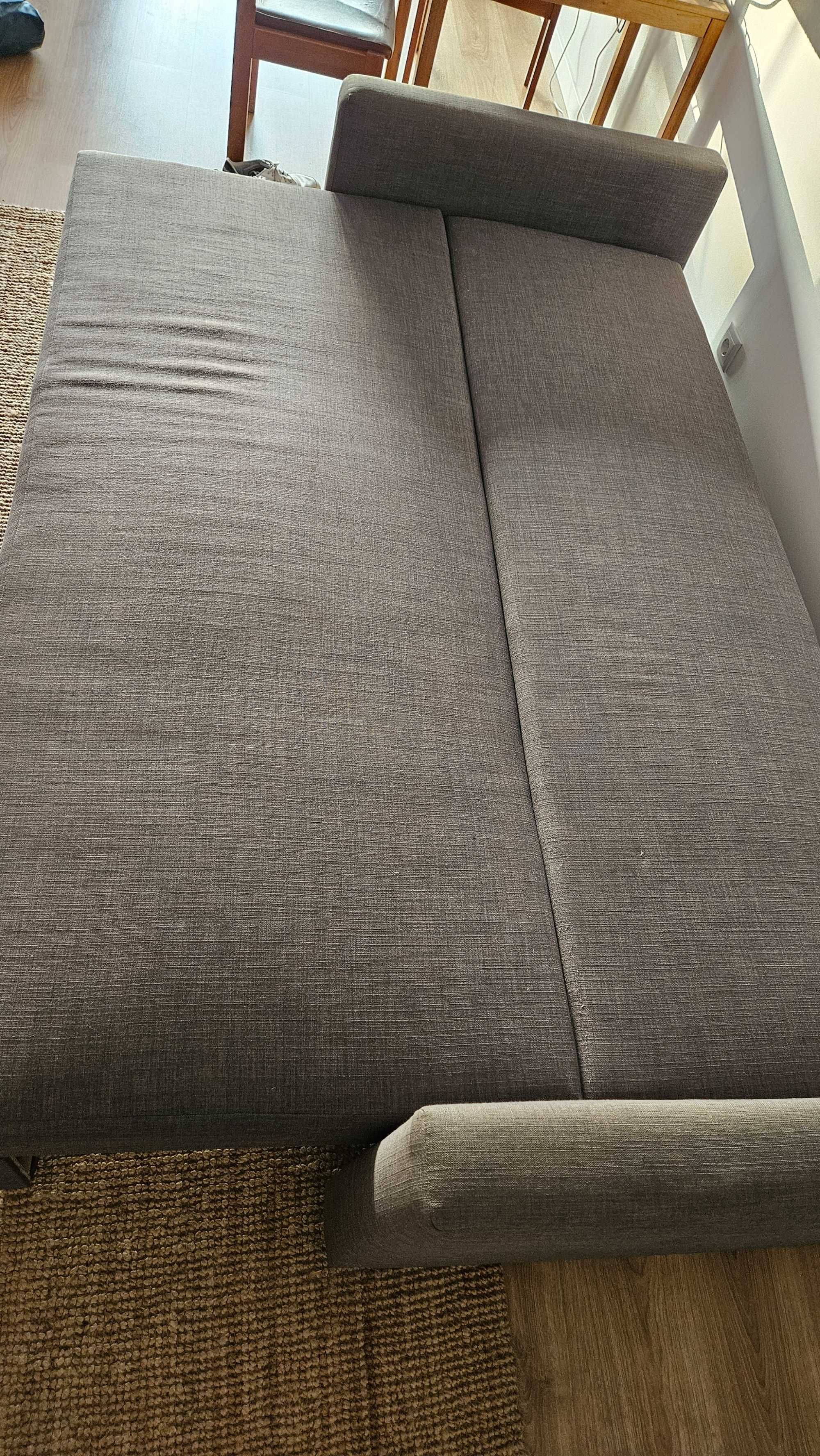 Sofá-cama IKEA FRIHETEN – cinzento escuro