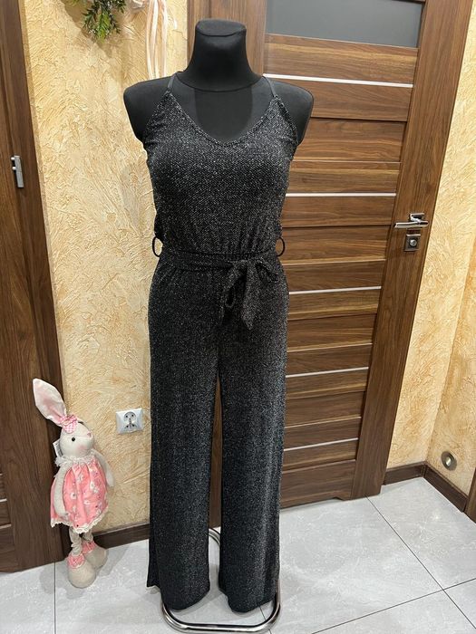 Nowy kombinezon blyszczacy XS Reserved