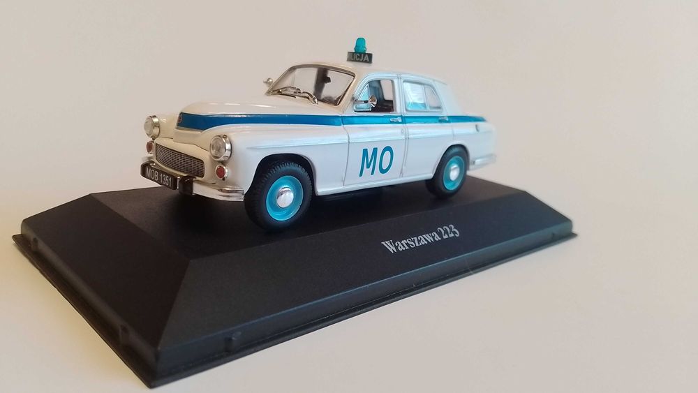 Warszawa 223 MO Milicja Ixo/Atlas 1:43
